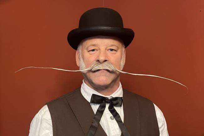 38-facts-about-longest-mustache