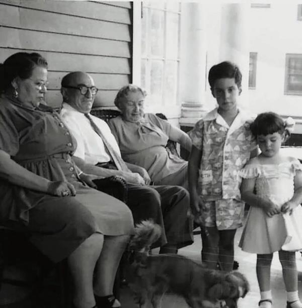 Ina Garten as a child with her family.