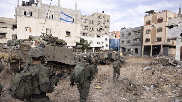 Fighting goes in Gaza’s largest cities amid fears of mass displacement of people