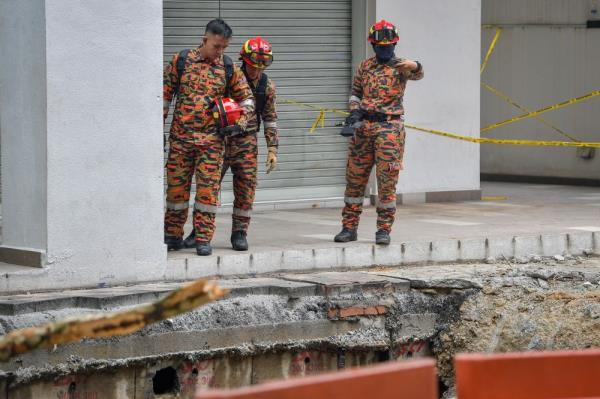 KL sinkhole: 新加坡废物管理公司为搜救工作提供无偿帮助