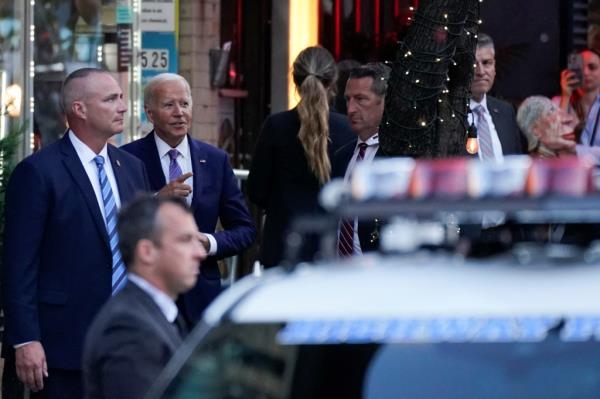 Biden makes a stop for dinner at the Italian restaurant Campagnola.